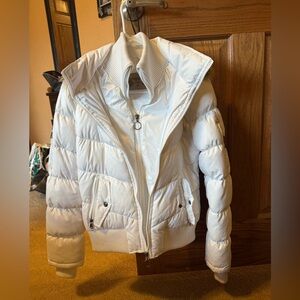 White puffer coat! Size Small! So cute!